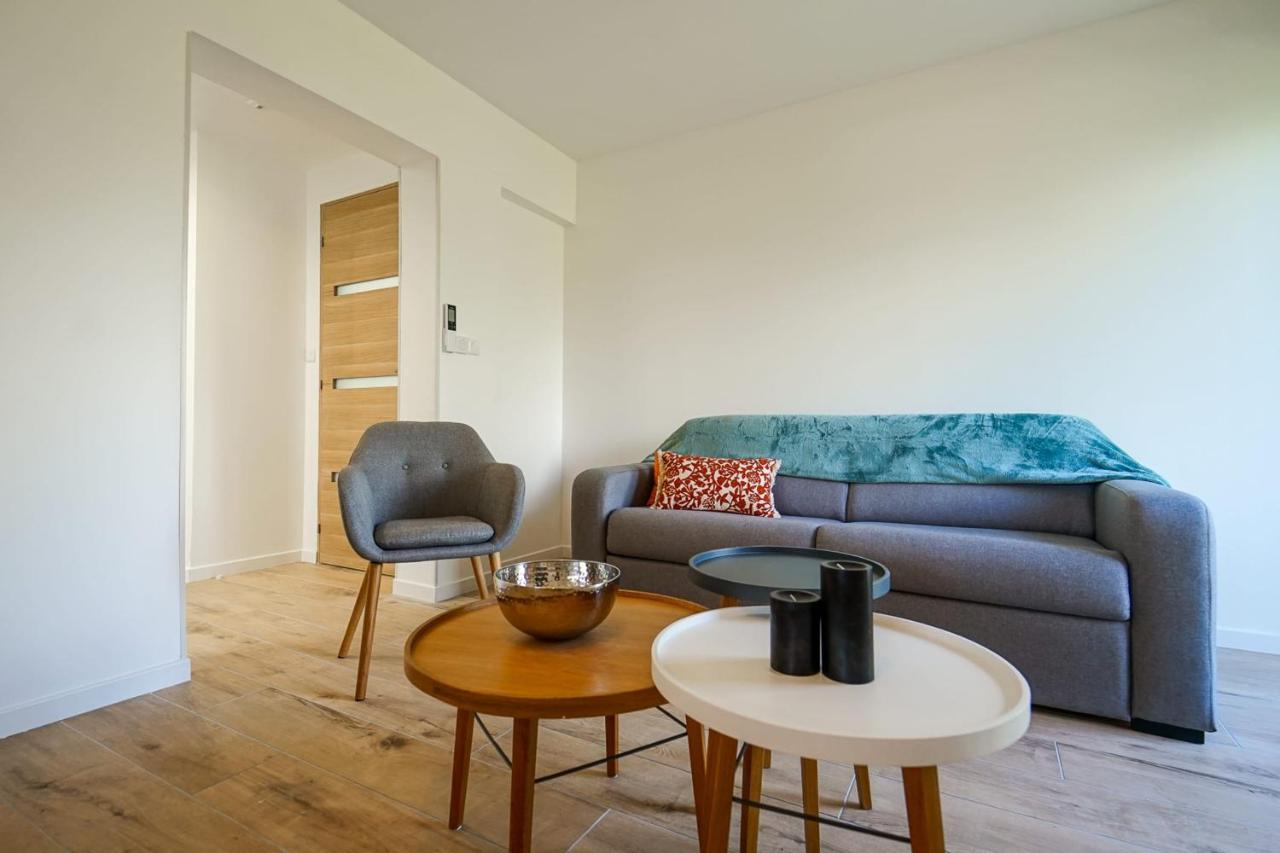 Le Semnoz charmant appartement pour 3 personnes à deux pas du lac! Sévrier Esterno foto